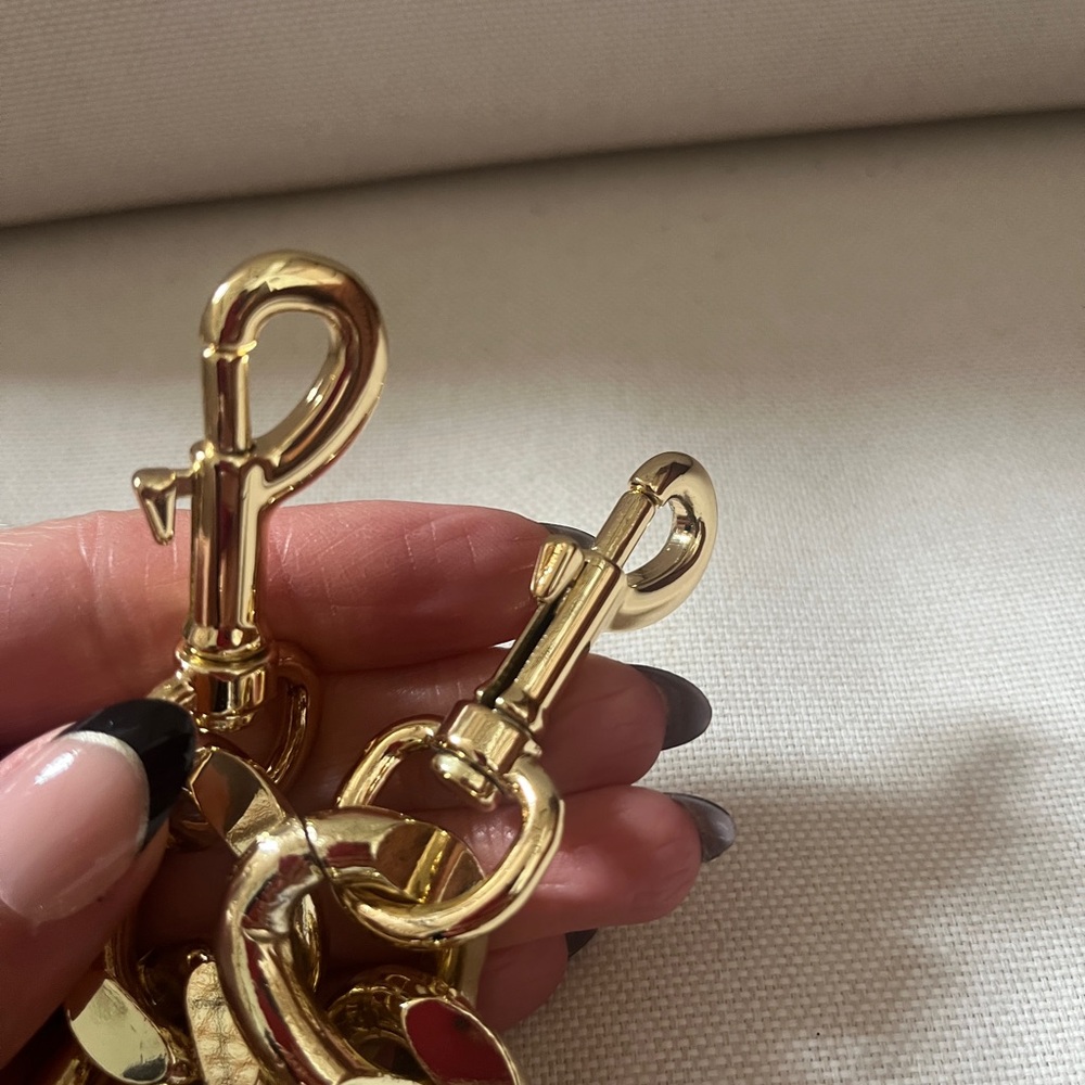 Gold Chunky Shiny Chain Strap - Picture 3 of 4